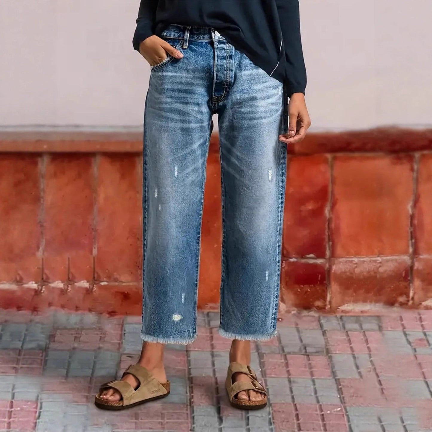 Women’s Retro Cropped Straight-Leg Jeans